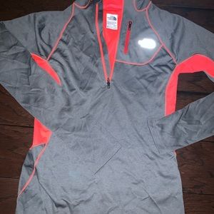 The north face 1/4 zip jacket small